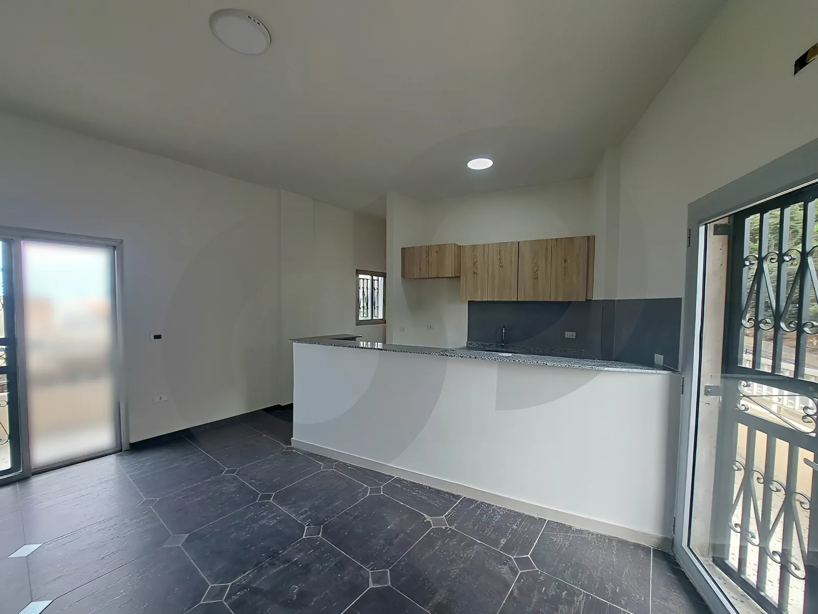 Apartment for Rent in Mtaileb