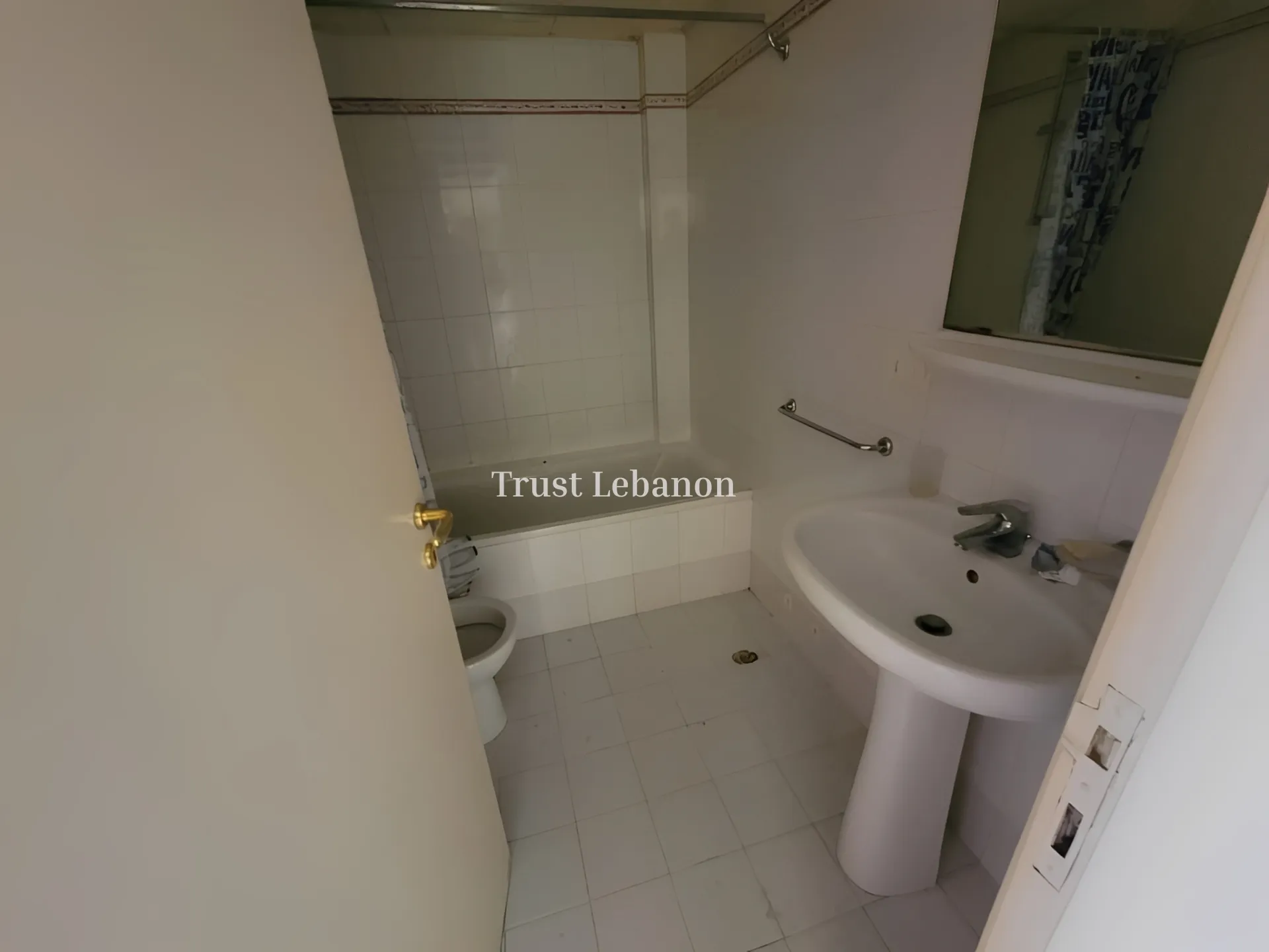 Apartment for rent in Achrafieh, Beirut, Lebanon