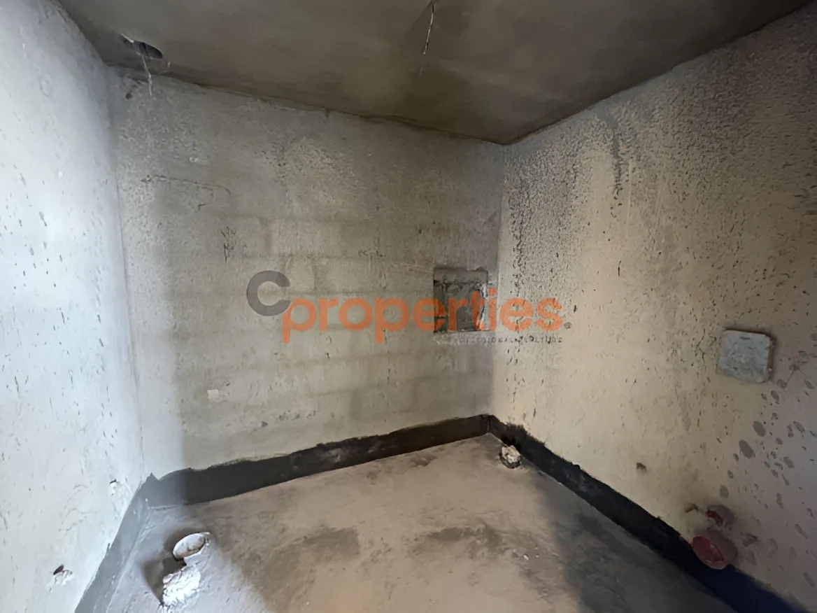 Apartment for Sale in Ain Aar