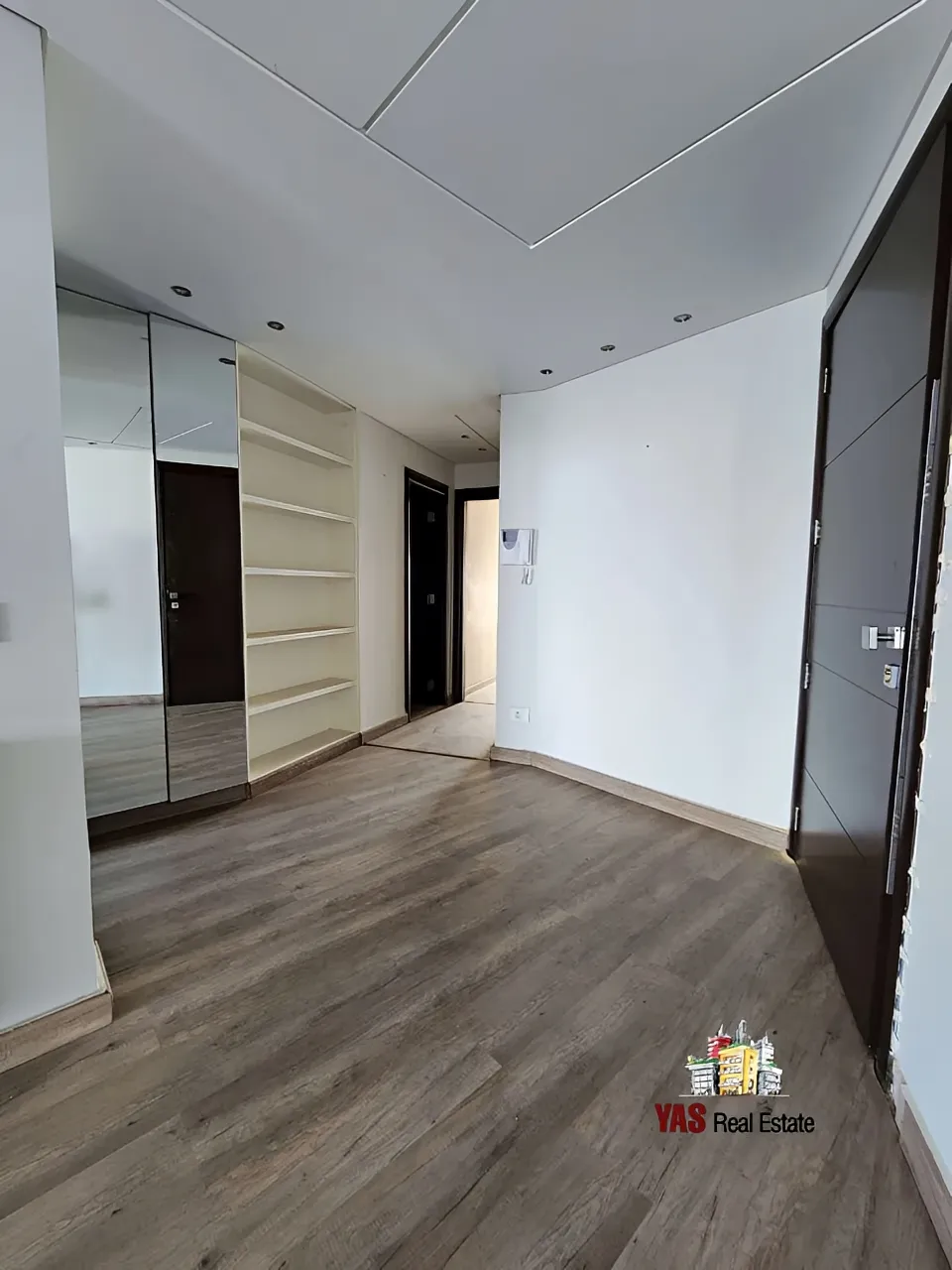 Apartment for Sale in Achrafieh - 3 bed, 4 bath