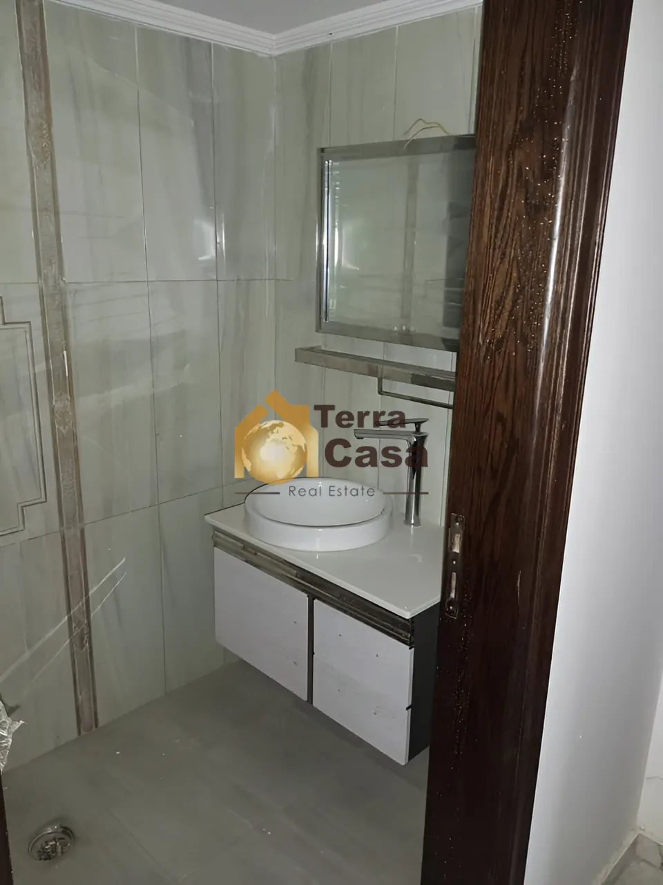 Apartment for Sale in Ksara - 2 bed, 3 bath
