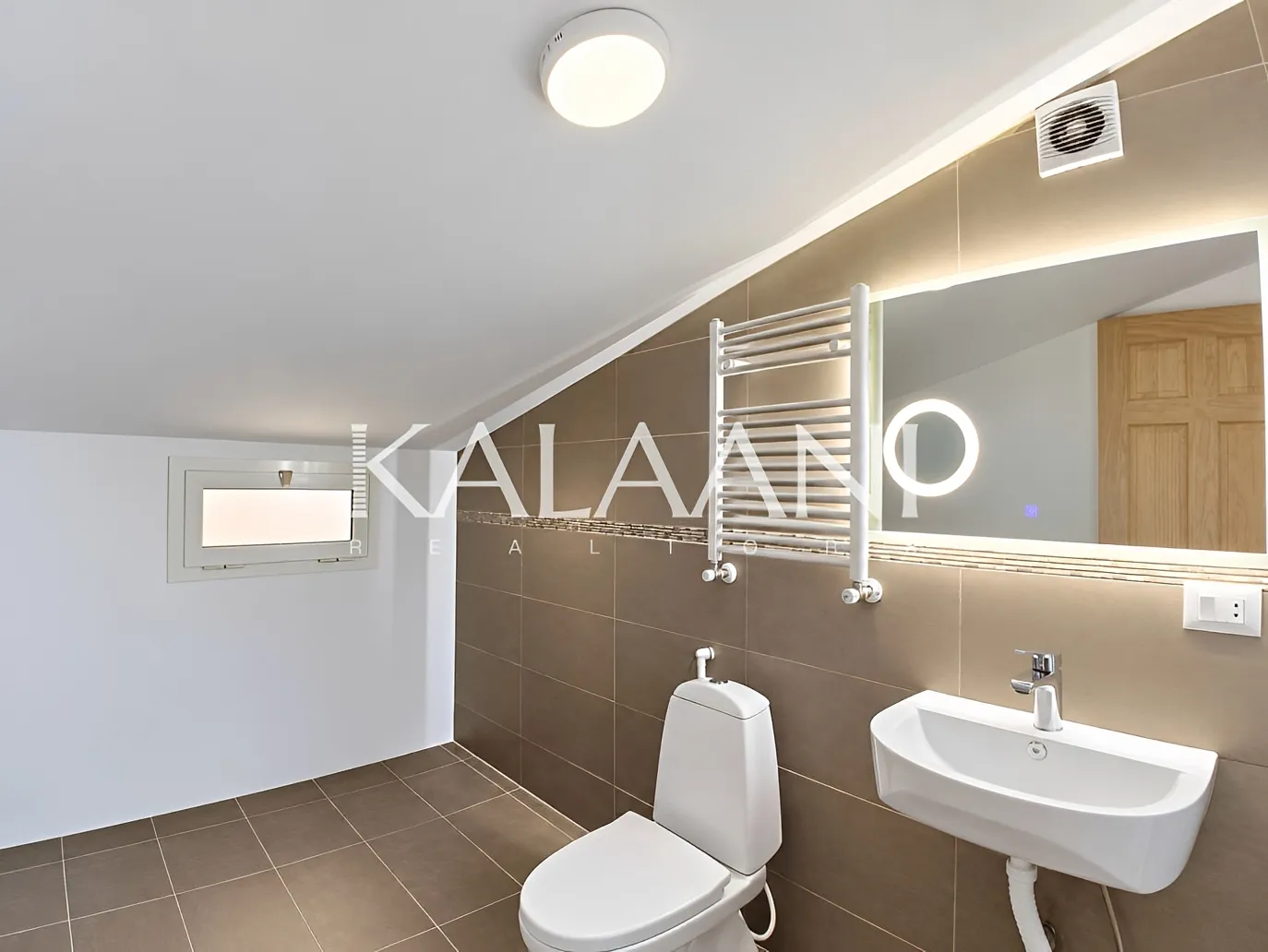 Duplex for rent in Hazmieh