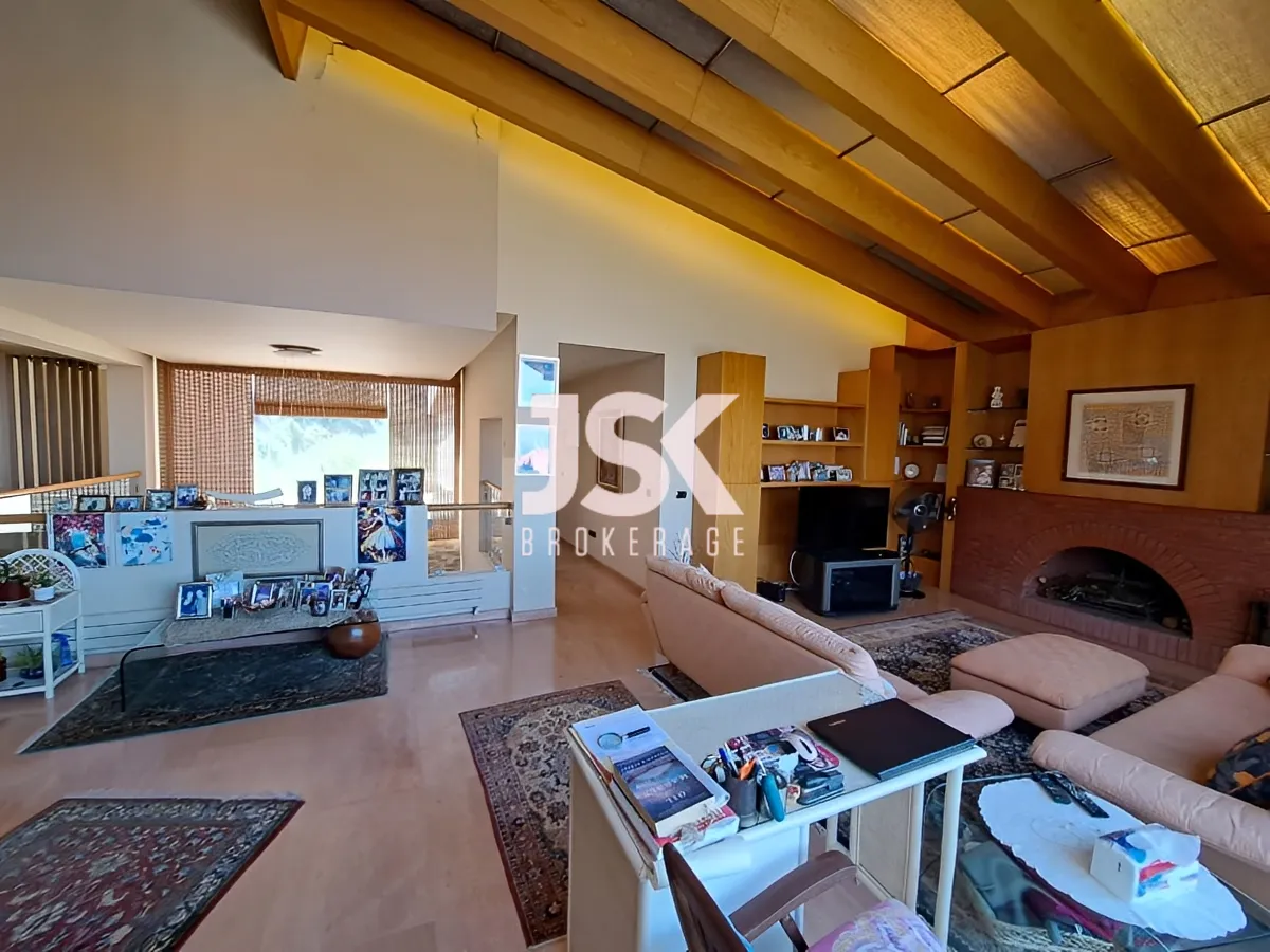Villa for Sale in Ain Aar, Lebanon