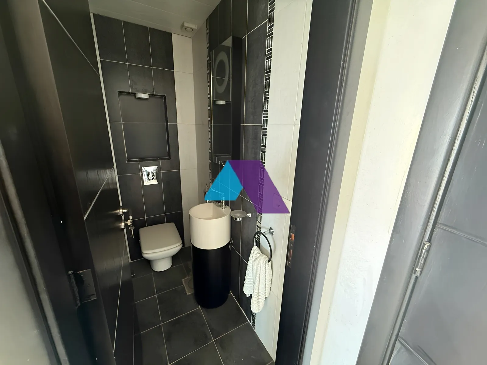 Apartment for Sale in Jal El Dib