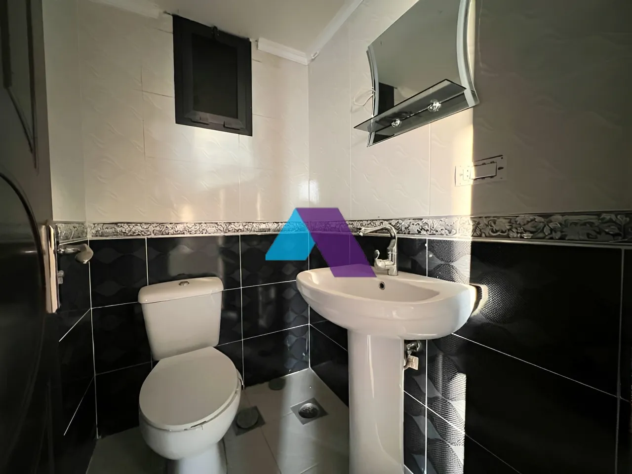 Apartment for Sale in Halat