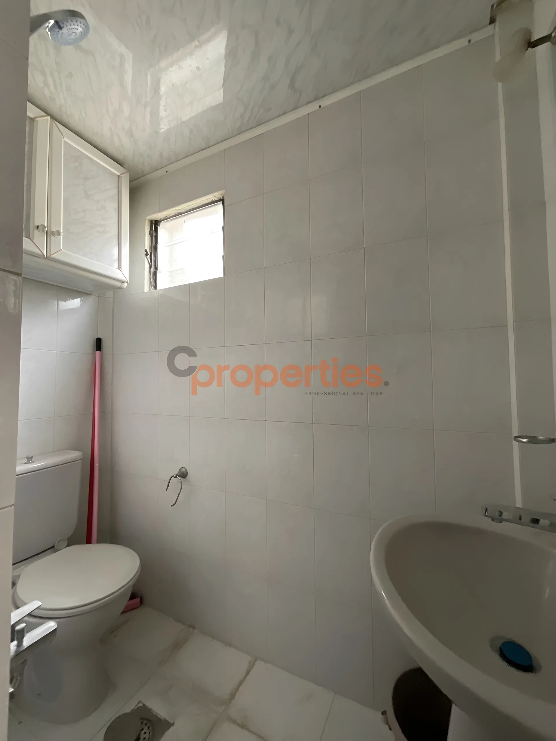 Apartment for Rent in Geitawi - 1 bed, 1 bath