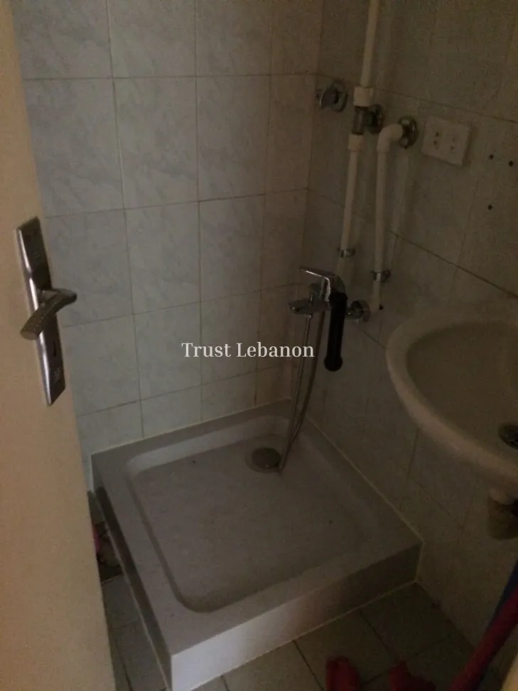 Office for rent in Baouchriyeh, Lebanon