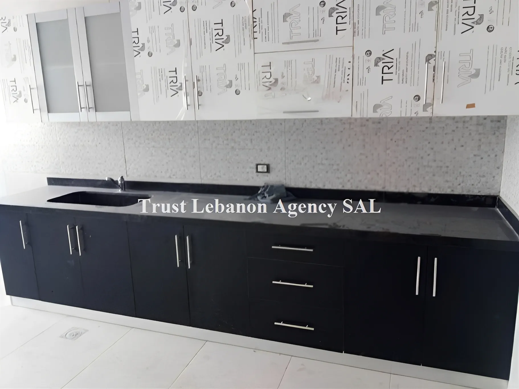 Apartment for Sale in Basta Beirut Lebanon - 2 bed, 2 bath
