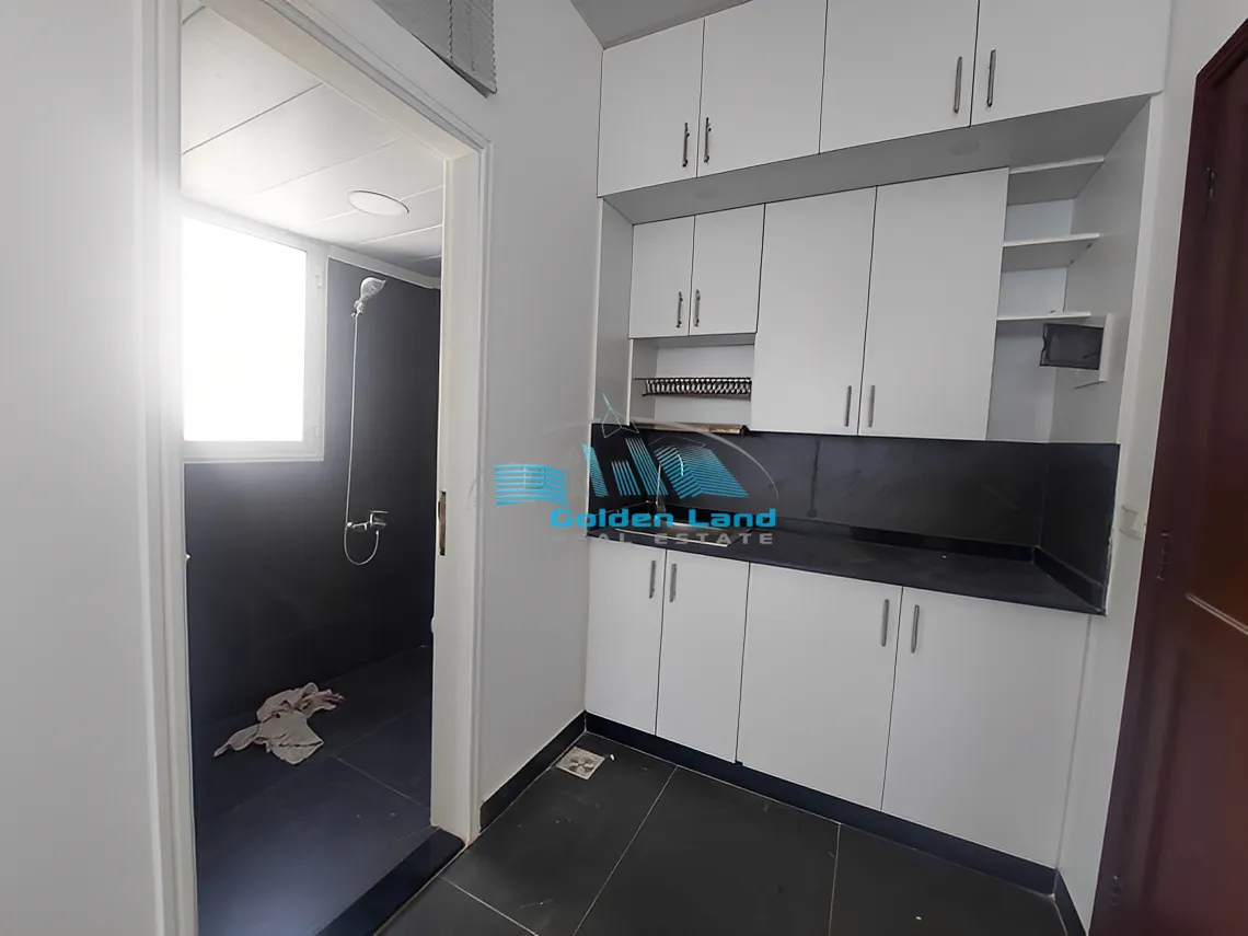 Office for rent in Jal El Dib
