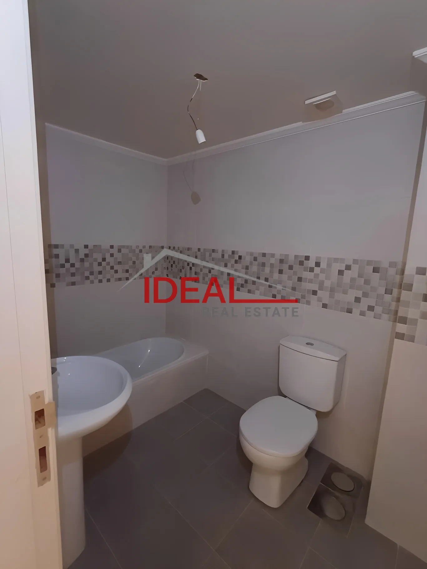 Apartment for Sale in Kfar Aabida, Lebanon