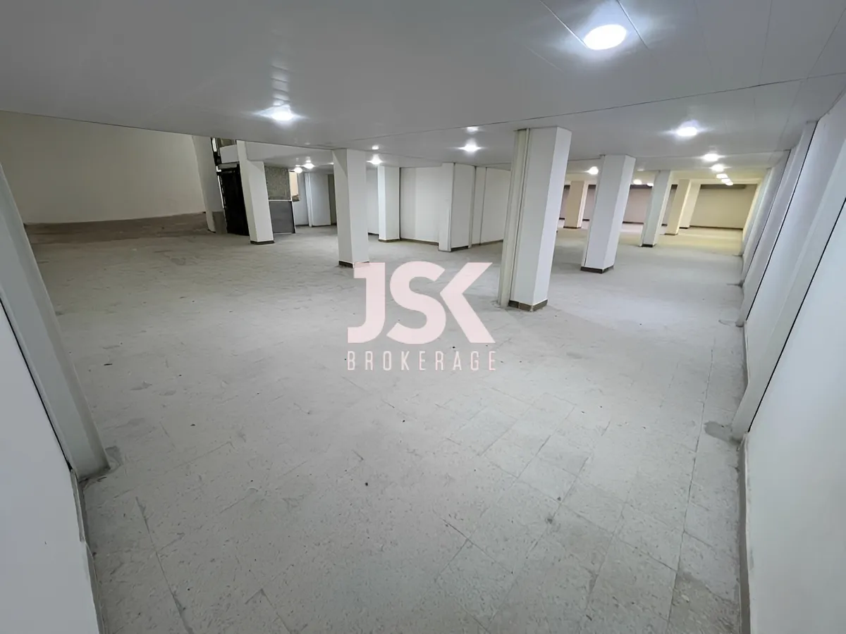 Warehouse for sale in Tallet El-Khayat
