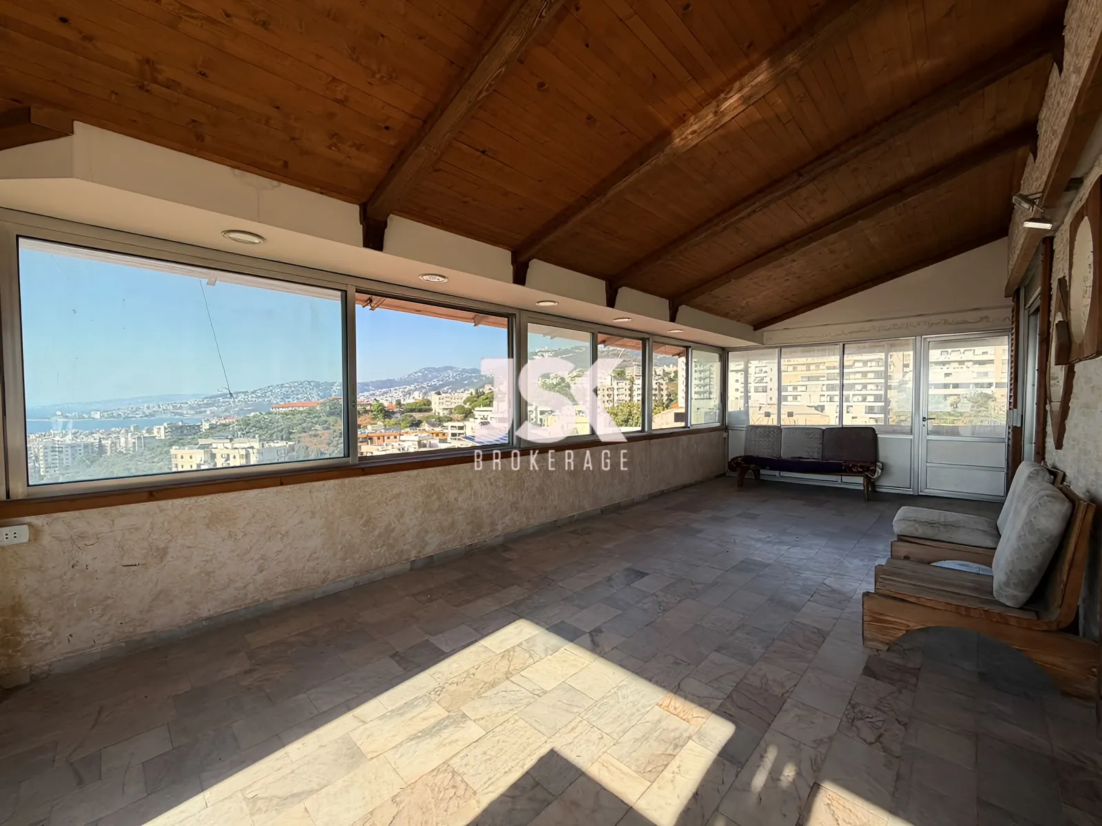 Apartment for Sale in Adonis - 4 bed, 4 bath
