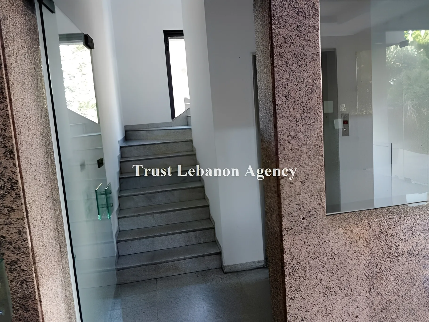 Restaurant for rent in Baabda, Hazmieh