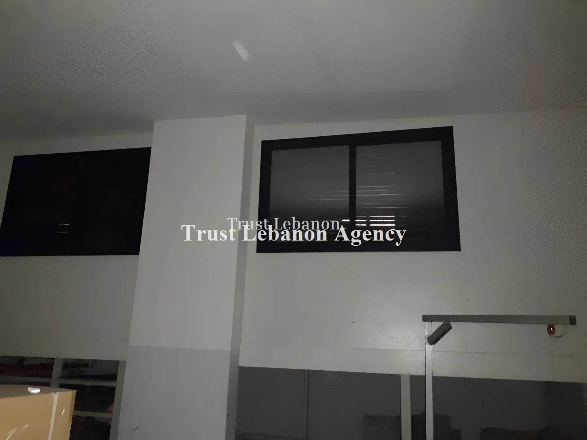 Warehouse for sale in Dekwaneh, Lebanon