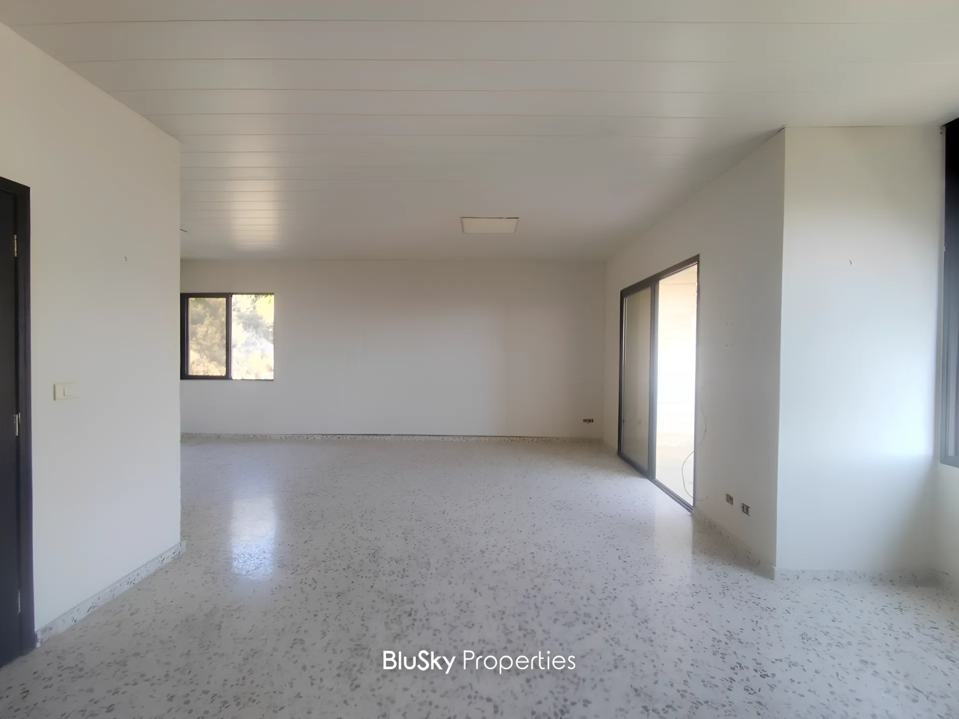 Apartment for rent in Aachqout, lebanon - 3 bed, 2.0 bath