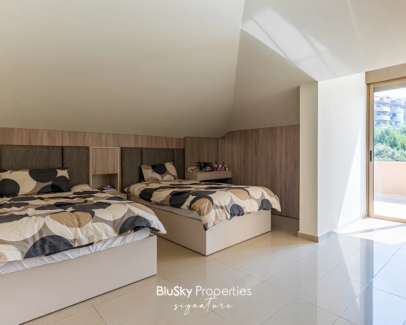 Duplex for sale in Mansourieh, lebanon