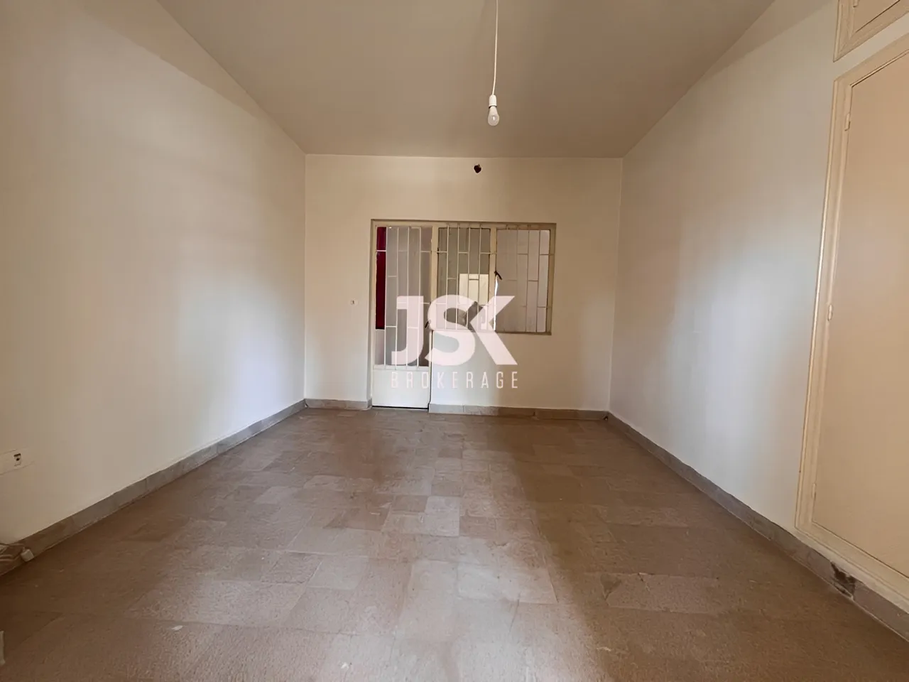 Apartment for Rent in Achrafieh - 3 bed, 2 bath