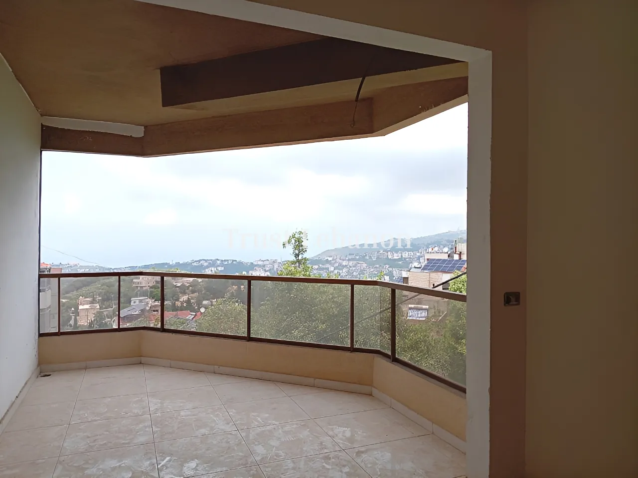 Apartment for sale in Qornet El Hamra, Lebanon - 3 bed, 4 bath