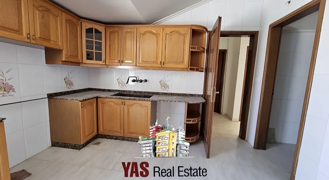 Apartment for Sale in Ballouneh