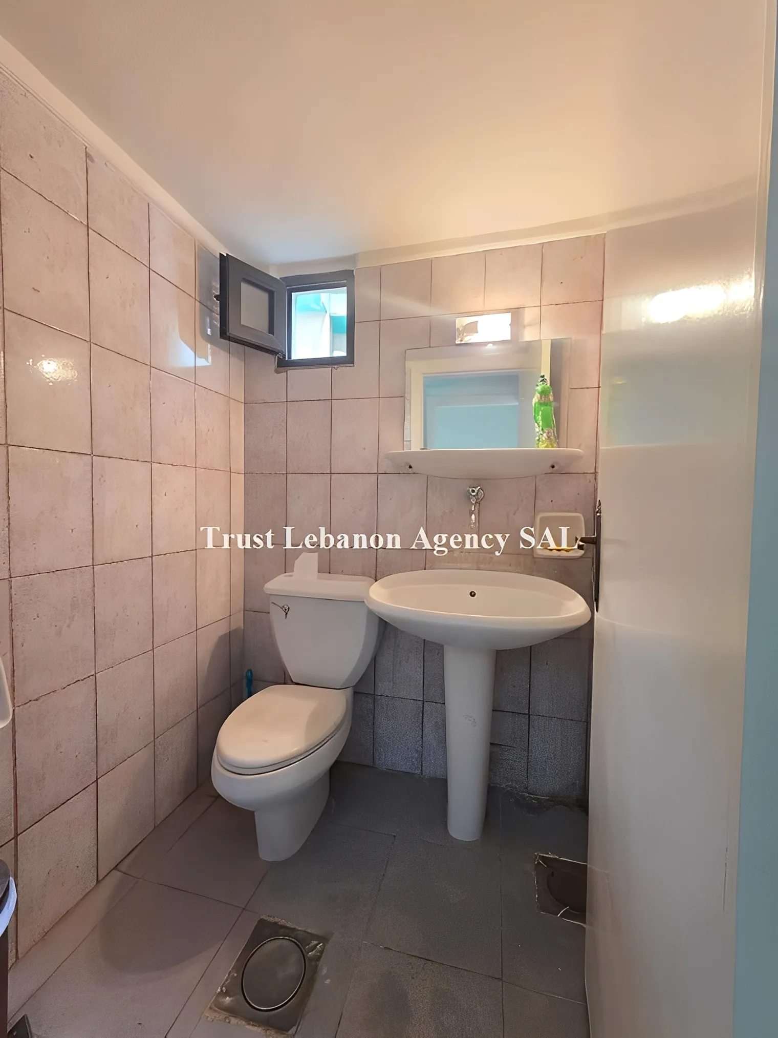 Office For Rent in Metn, Sin El Fil