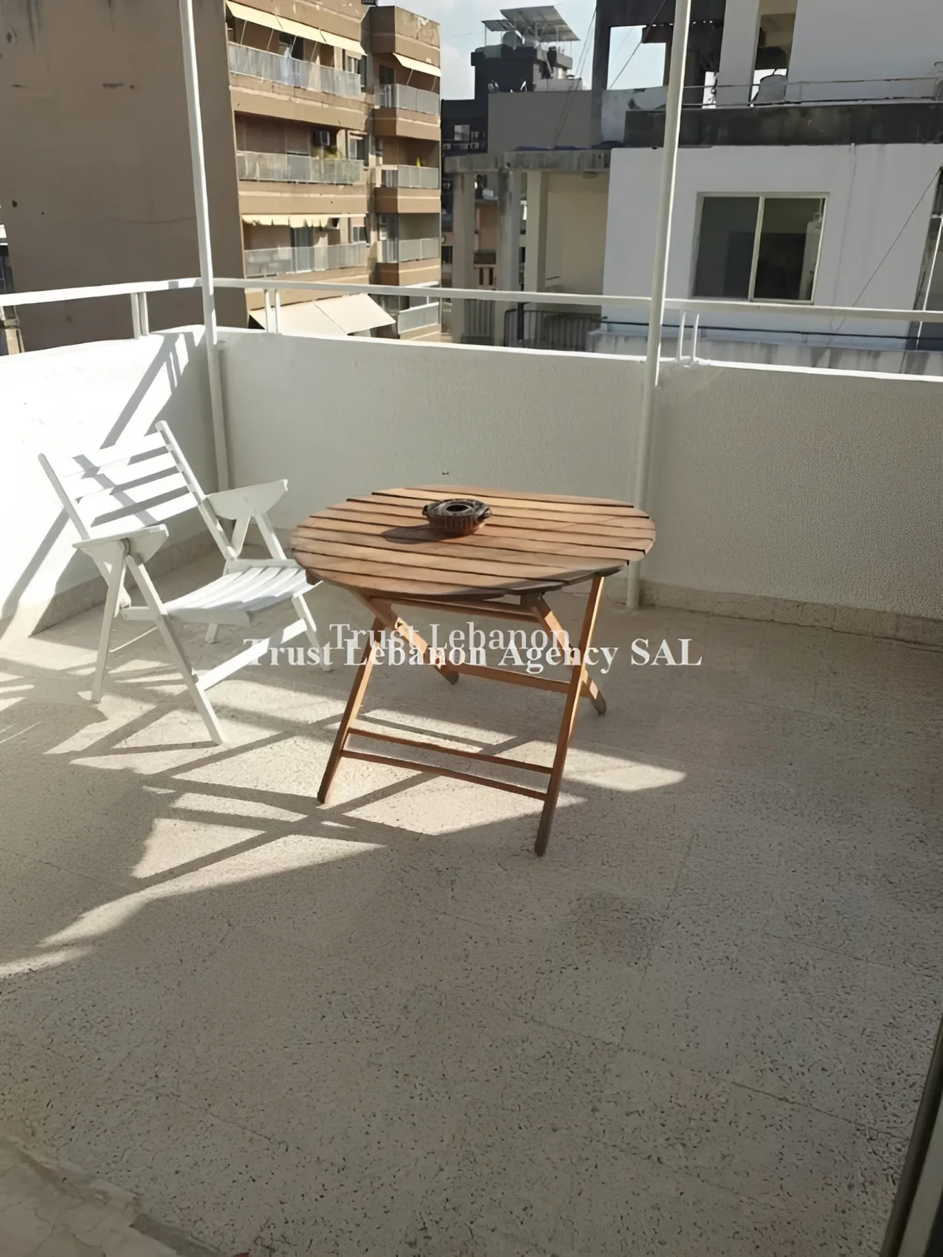 Studio for rent in Achrafieh, Beirut, Lebanon - 1 bed, 1 bath