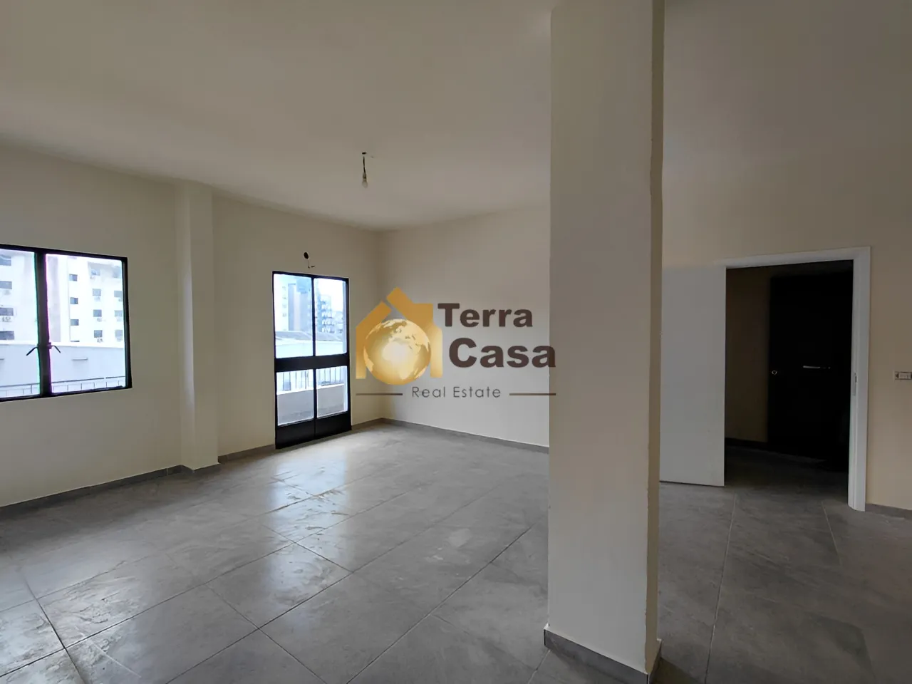 Commercial for rent in Baouchriyeh