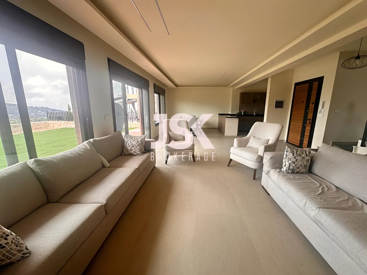 Villa for Sale in Mechmech, Lebanon - 3 bed, 4 bath