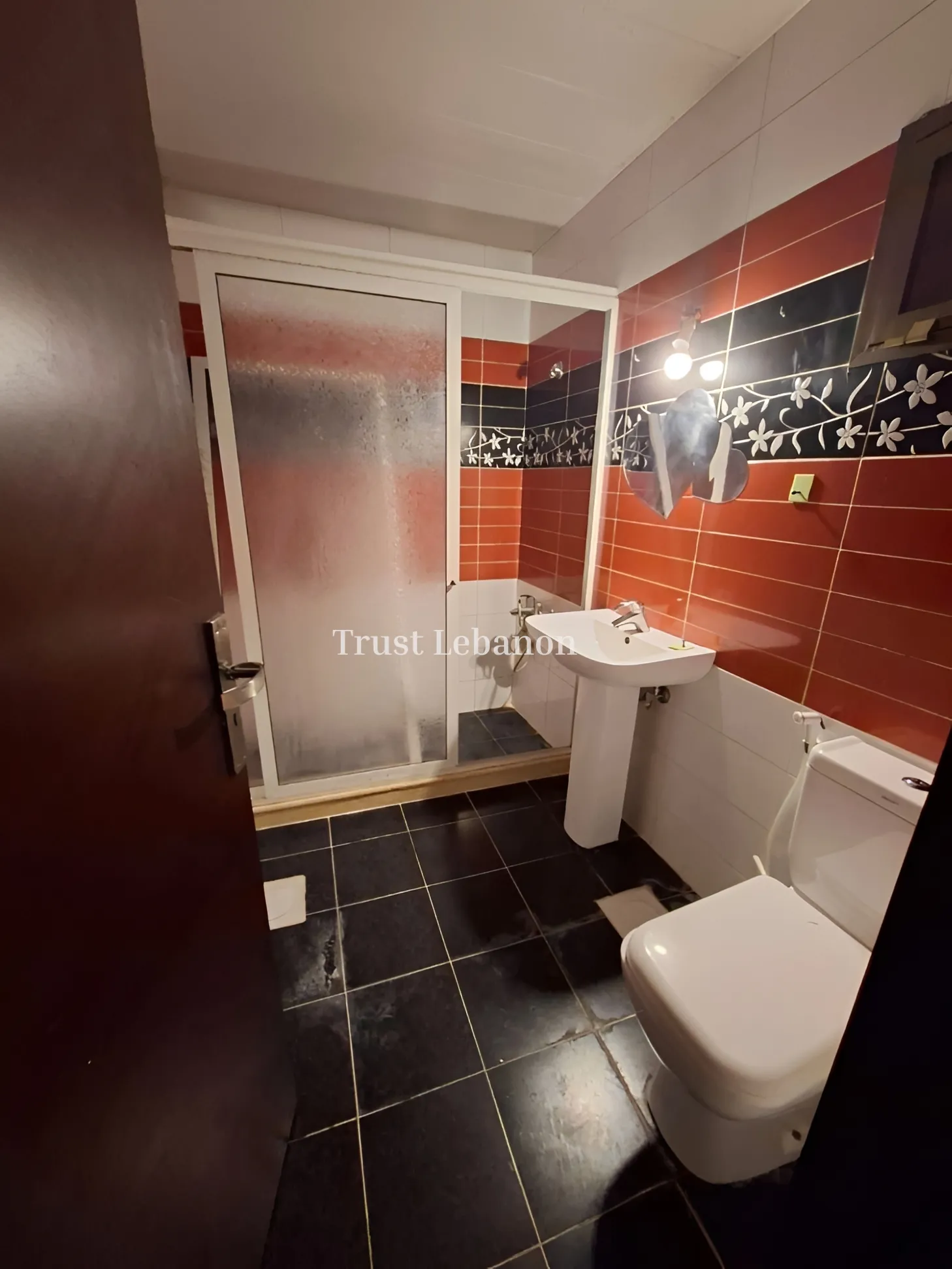 Apartment for sale in Dawhet Aramoun, Lebanon