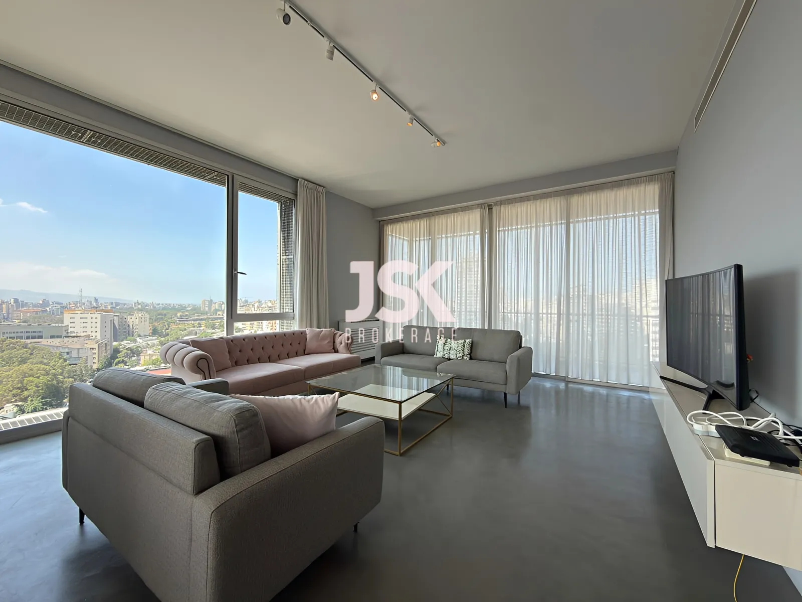 Apartment for Rent in Achrafieh