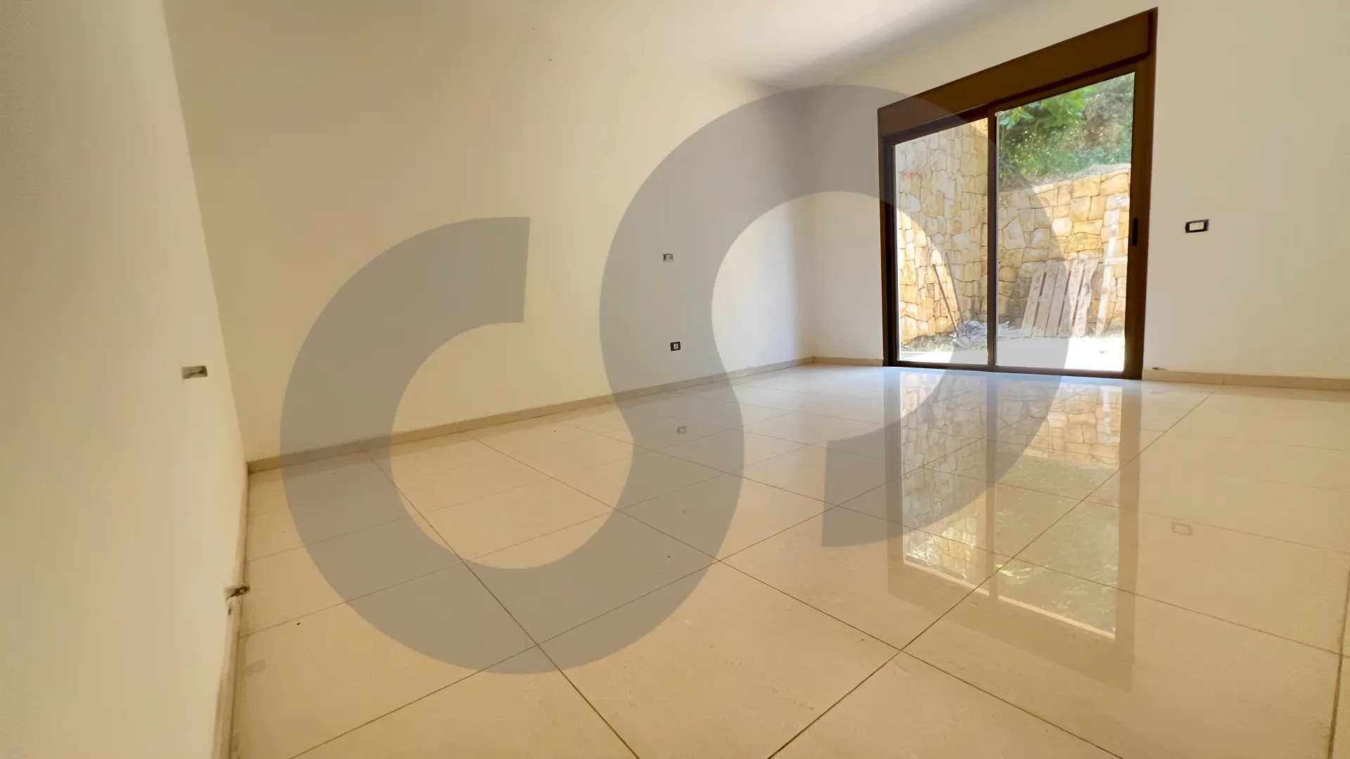 Apartment for Sale in Mtaileb