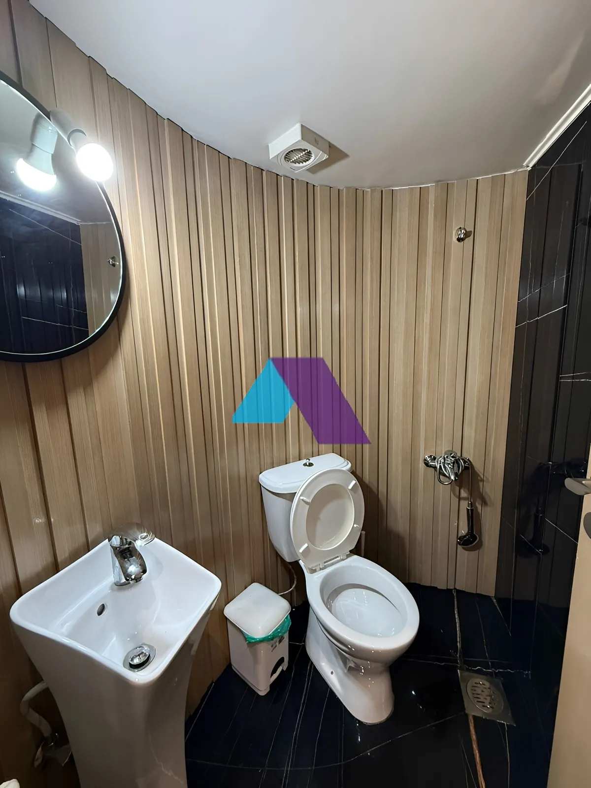 Chalet for Sale in Faraya - 2 bed, 1 bath
