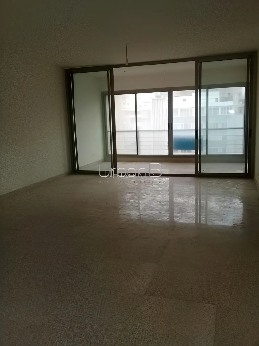 Apartment for rent in Hamra, Beirut, Lebanon - 3 bed, 3 bath