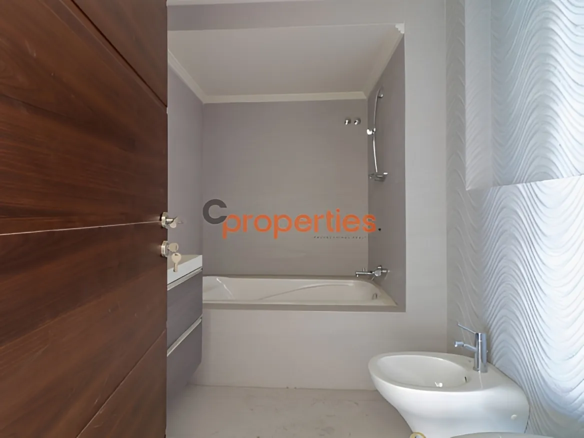 Apartment for Sale in Sioufi
