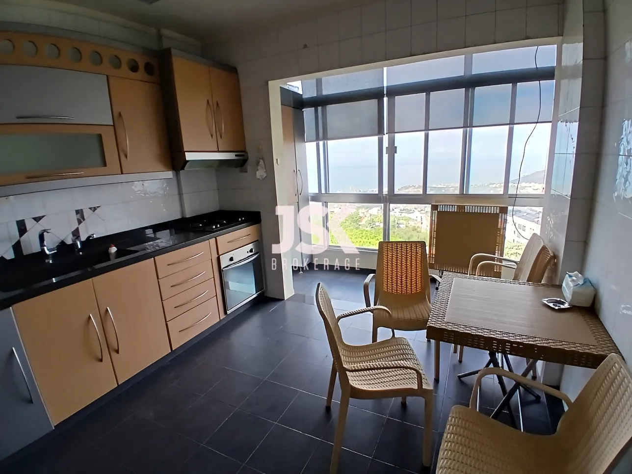 Apartment for Rent in Cornet Chahwan