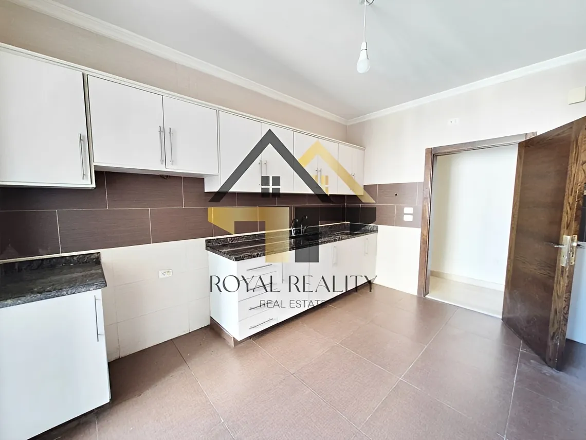 Apartment for sale in Hamra