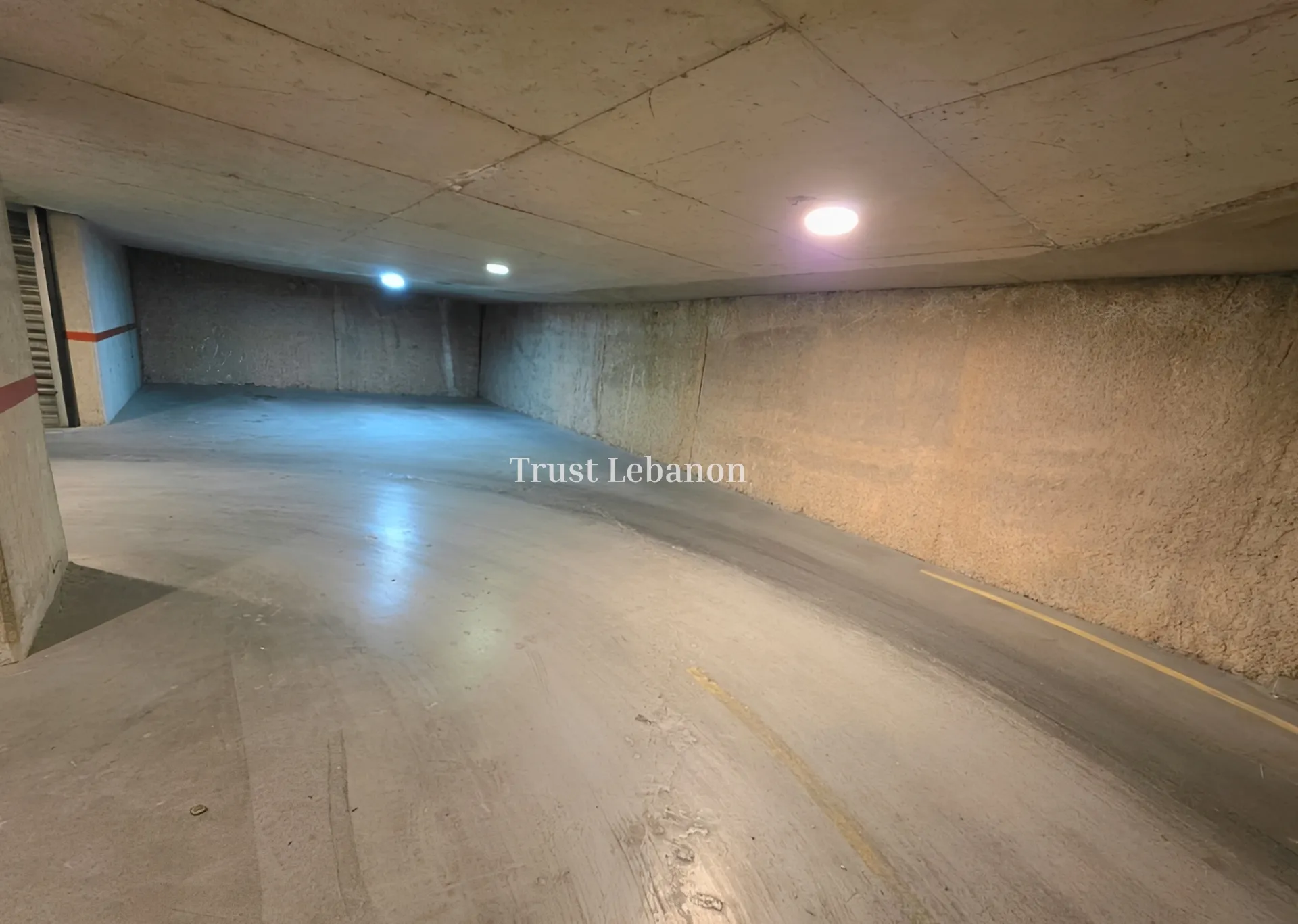 Office for rent in Antelias, Lebanon