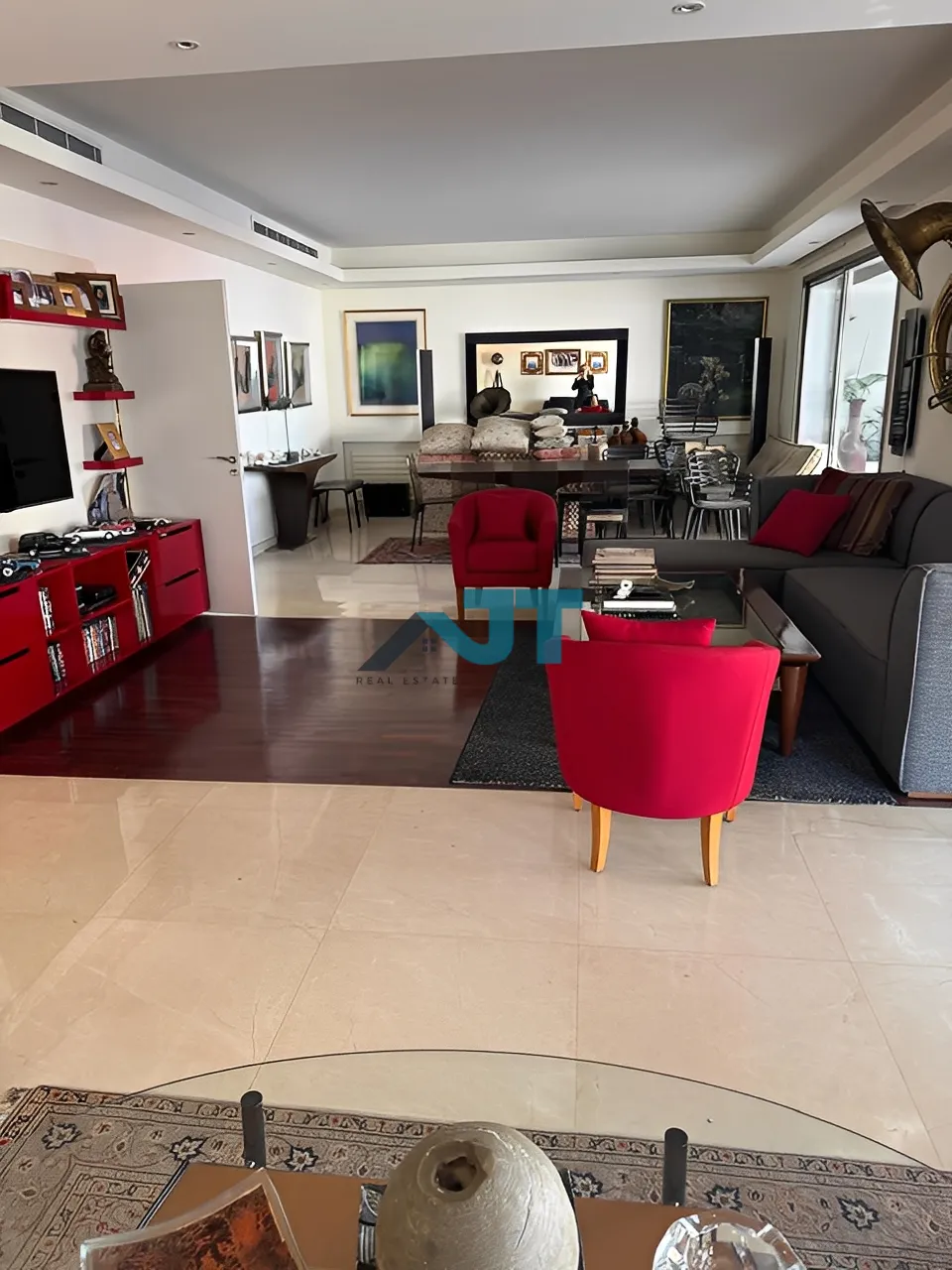 Apartment for Rent in Sursock