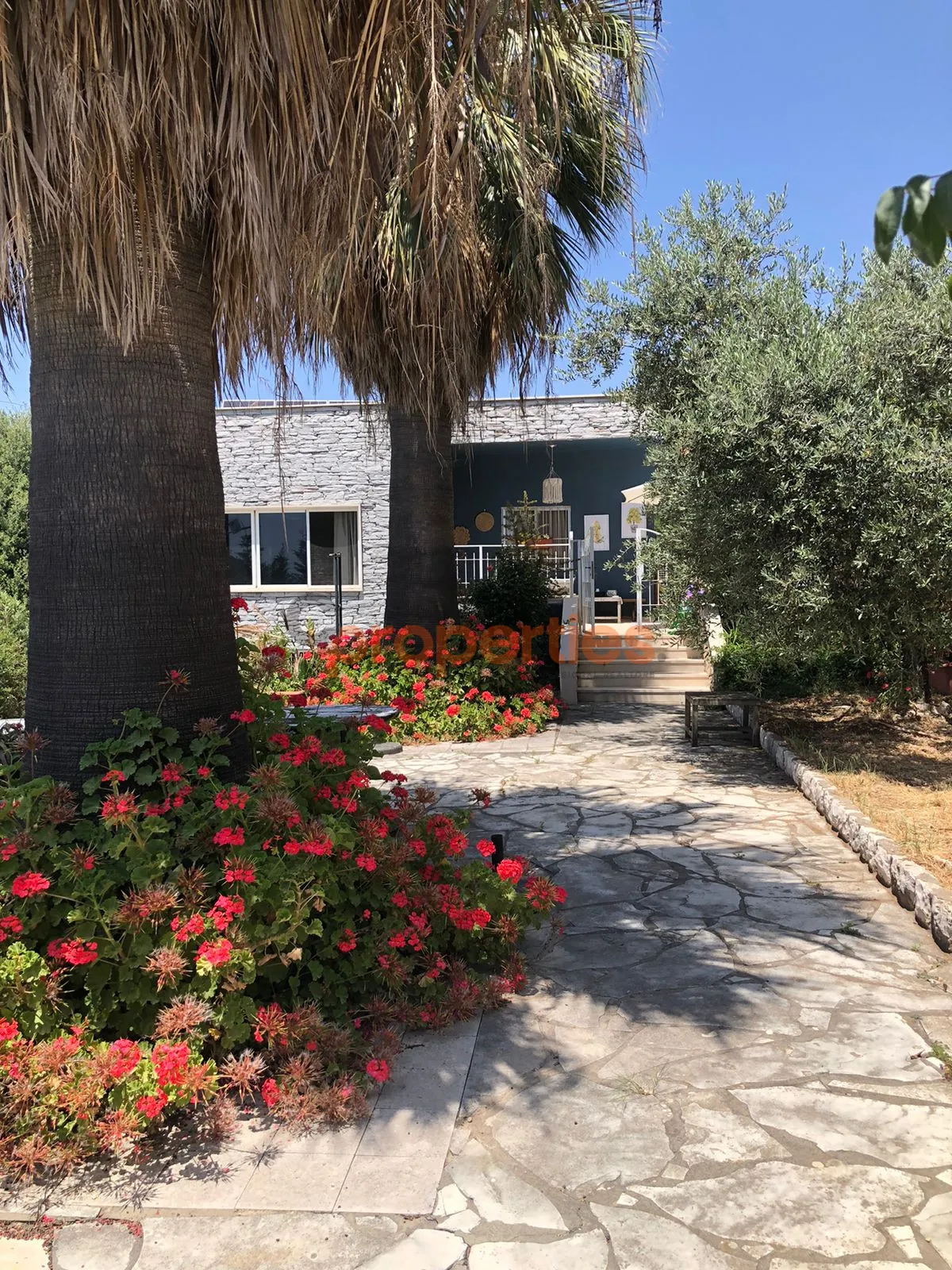 House for Sale in Aabeidat
