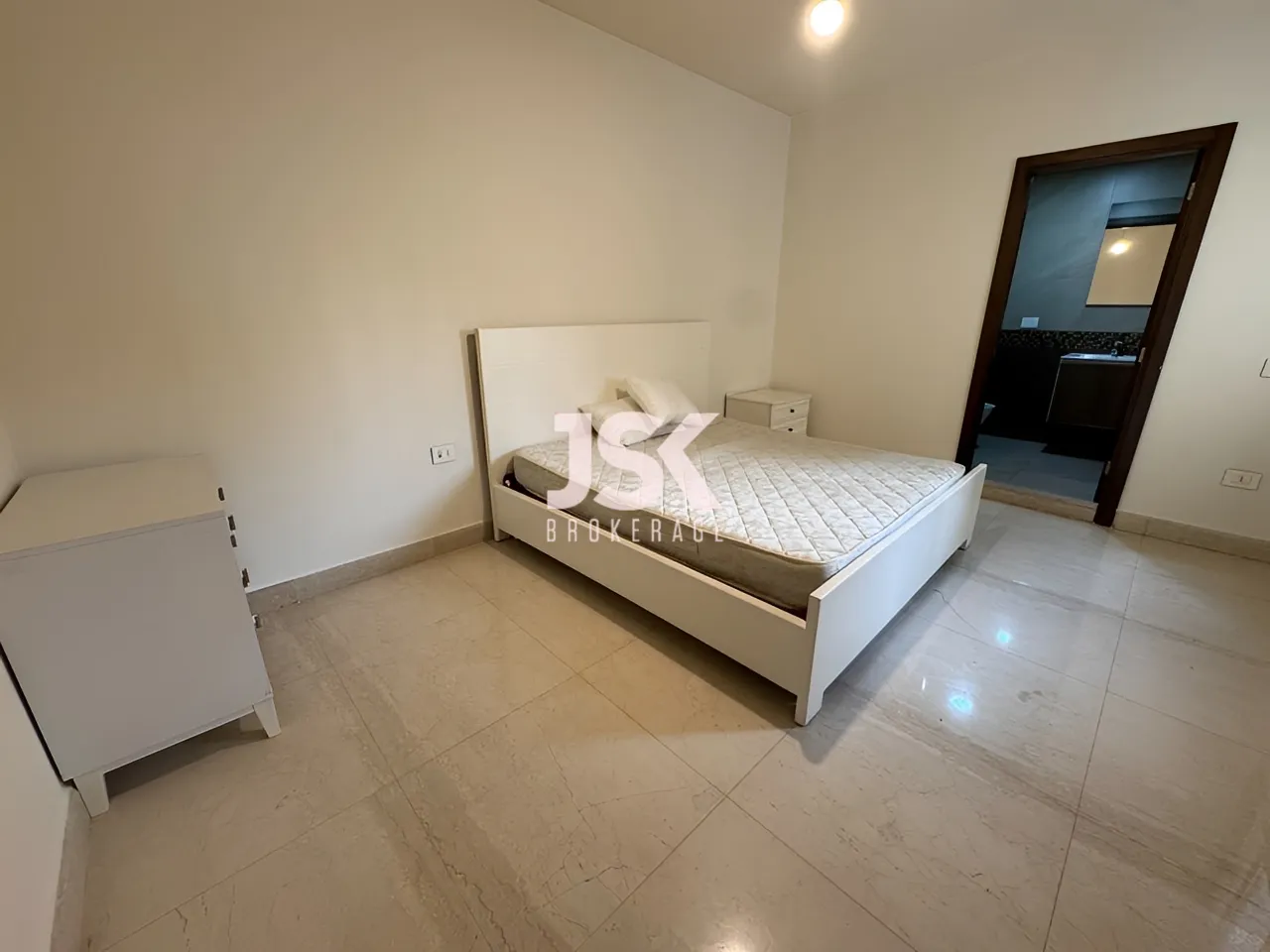Apartment for Sale in Msaytbeh