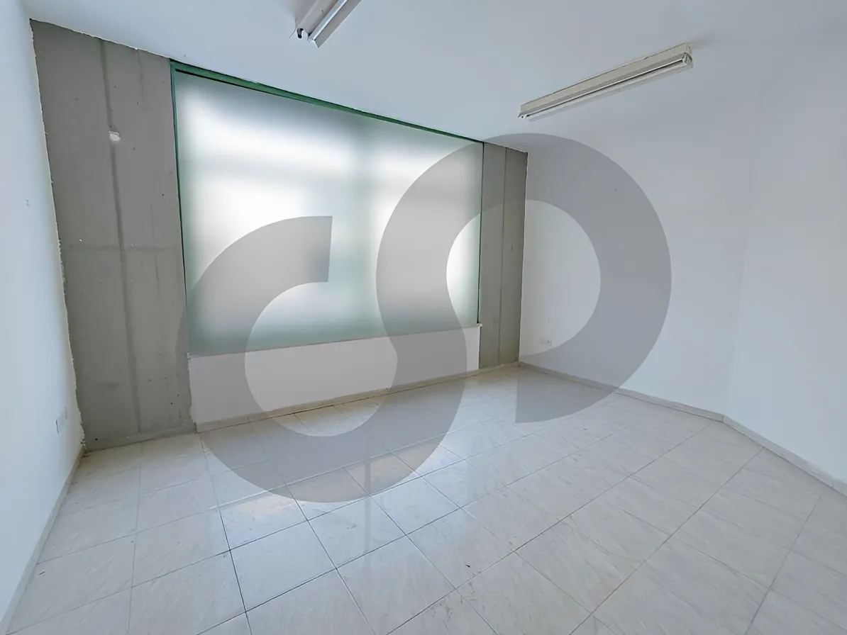 Office for Sale in Jdeideh