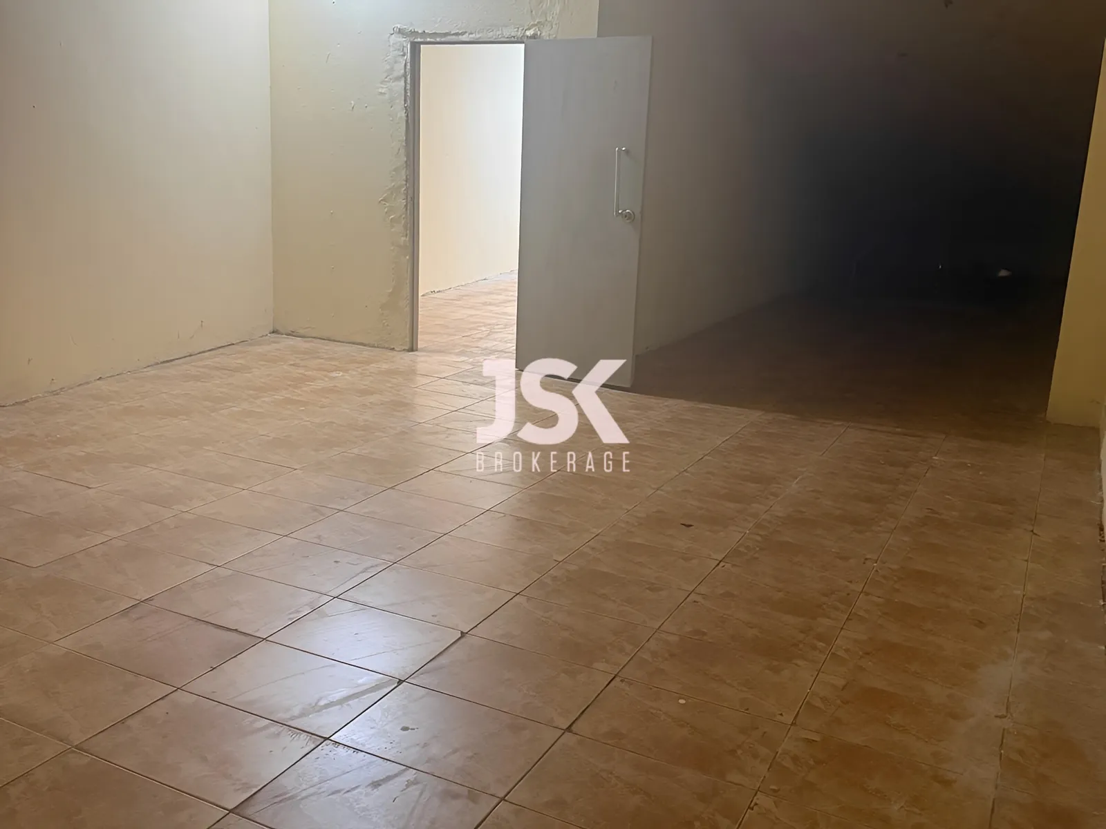 Warehouse for Rent in Achrafieh