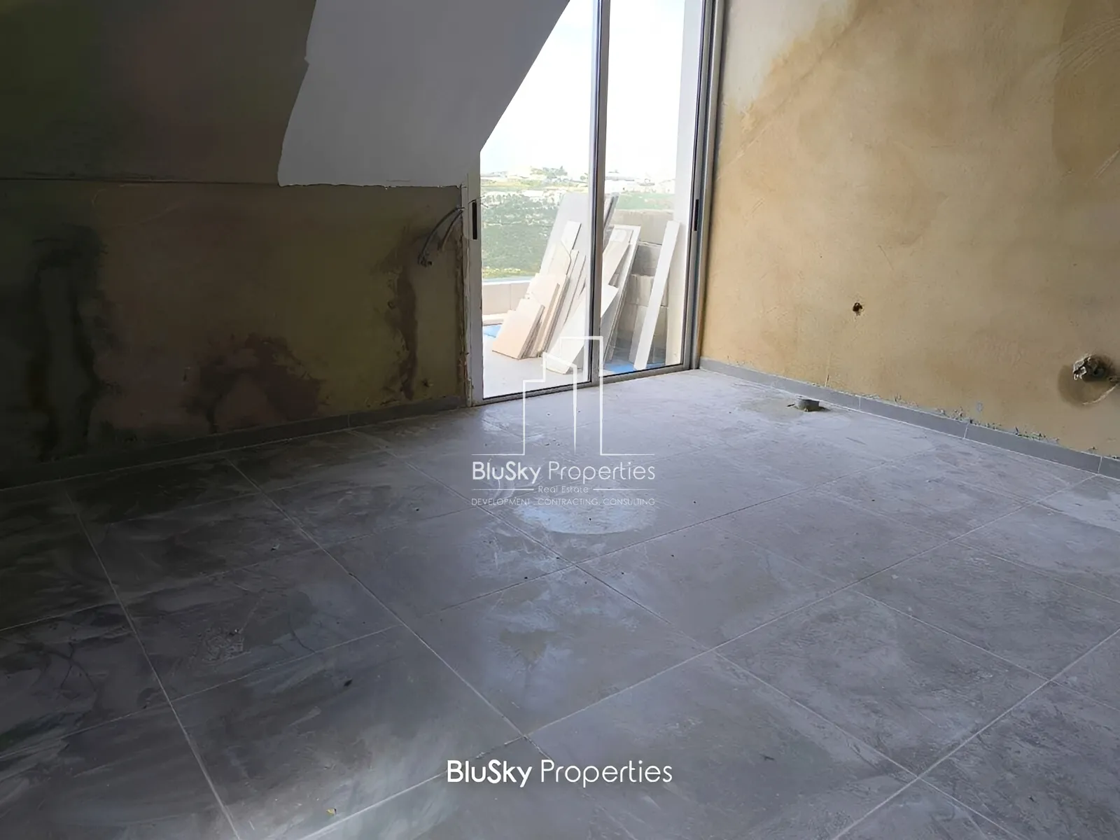 Duplex for Sale in Dik El Mehdi