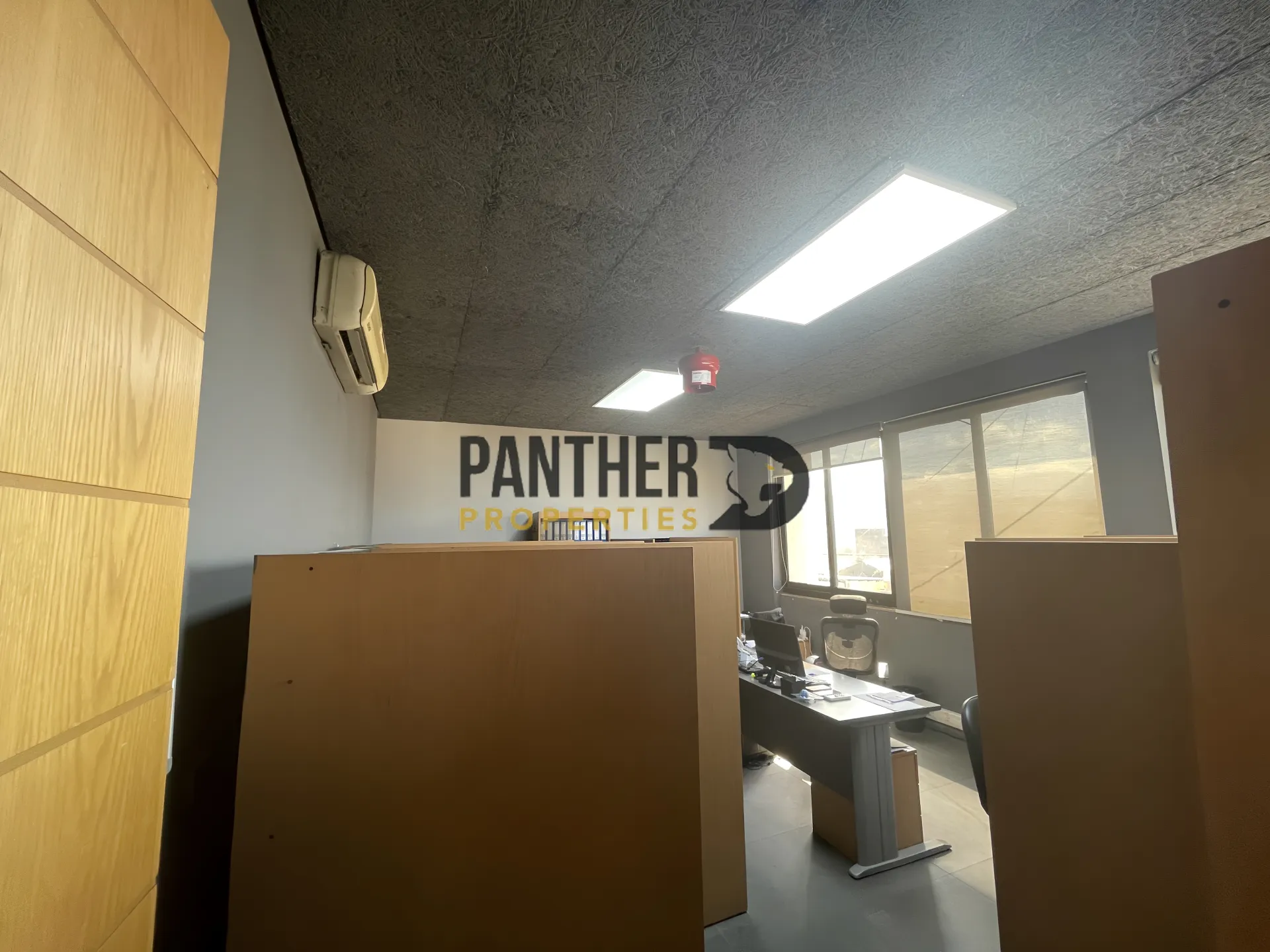 Office for sale in Hadath