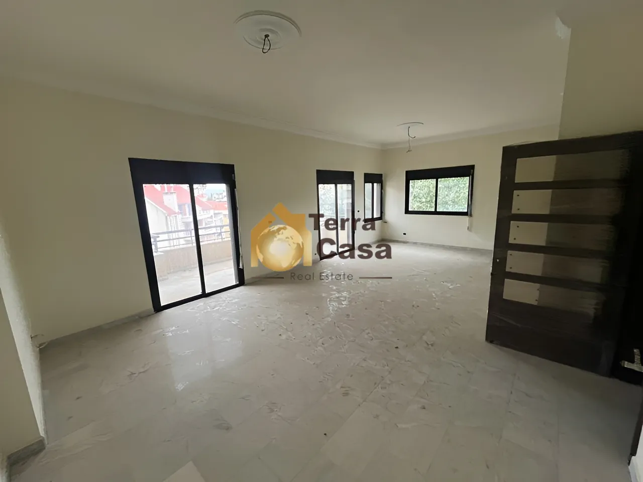 Apartment for Sale in Ain el Ghossein 178 Sqm - 3 bed, 2 bath