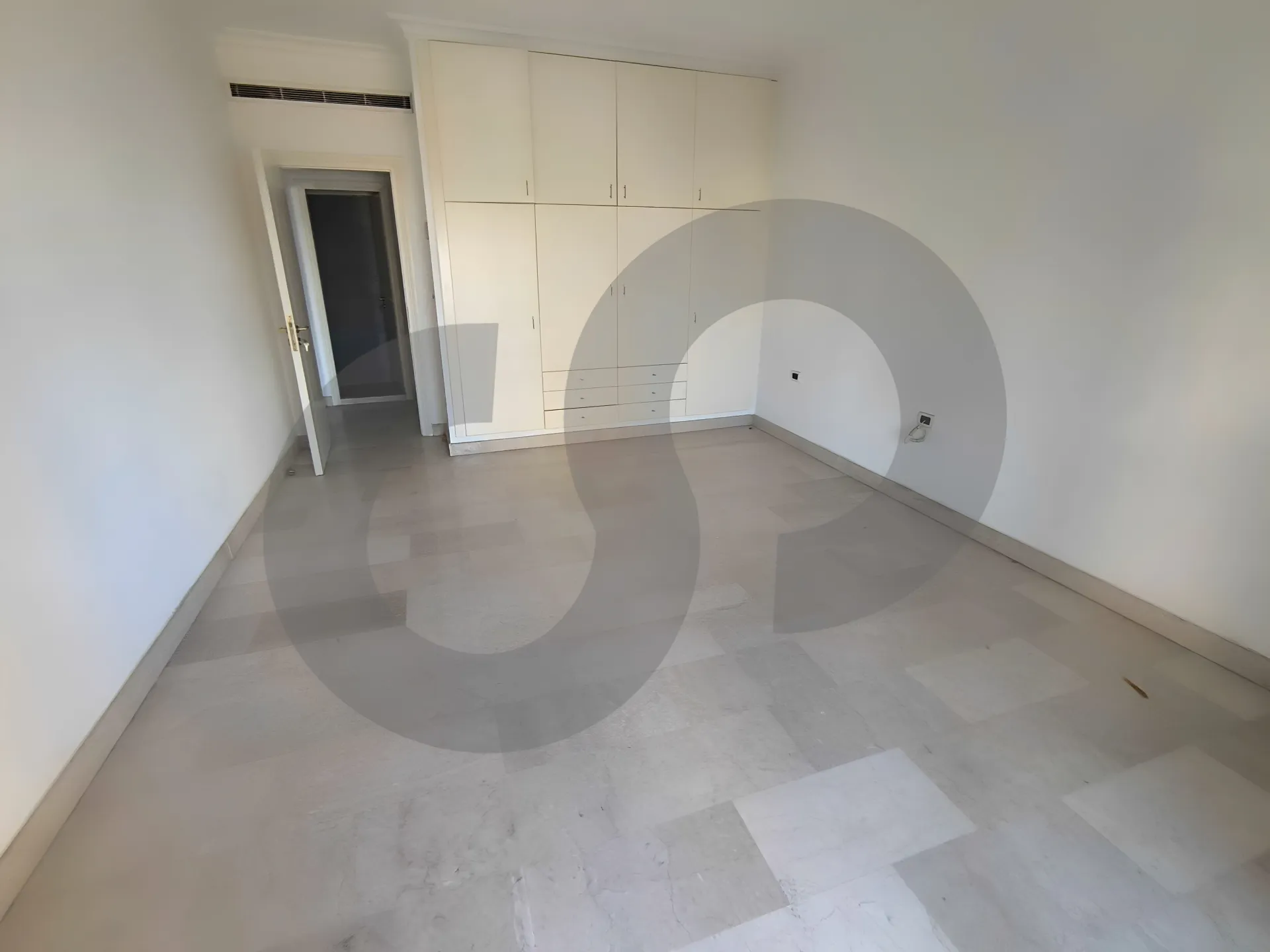 Apartment for Sale in Clemenceau