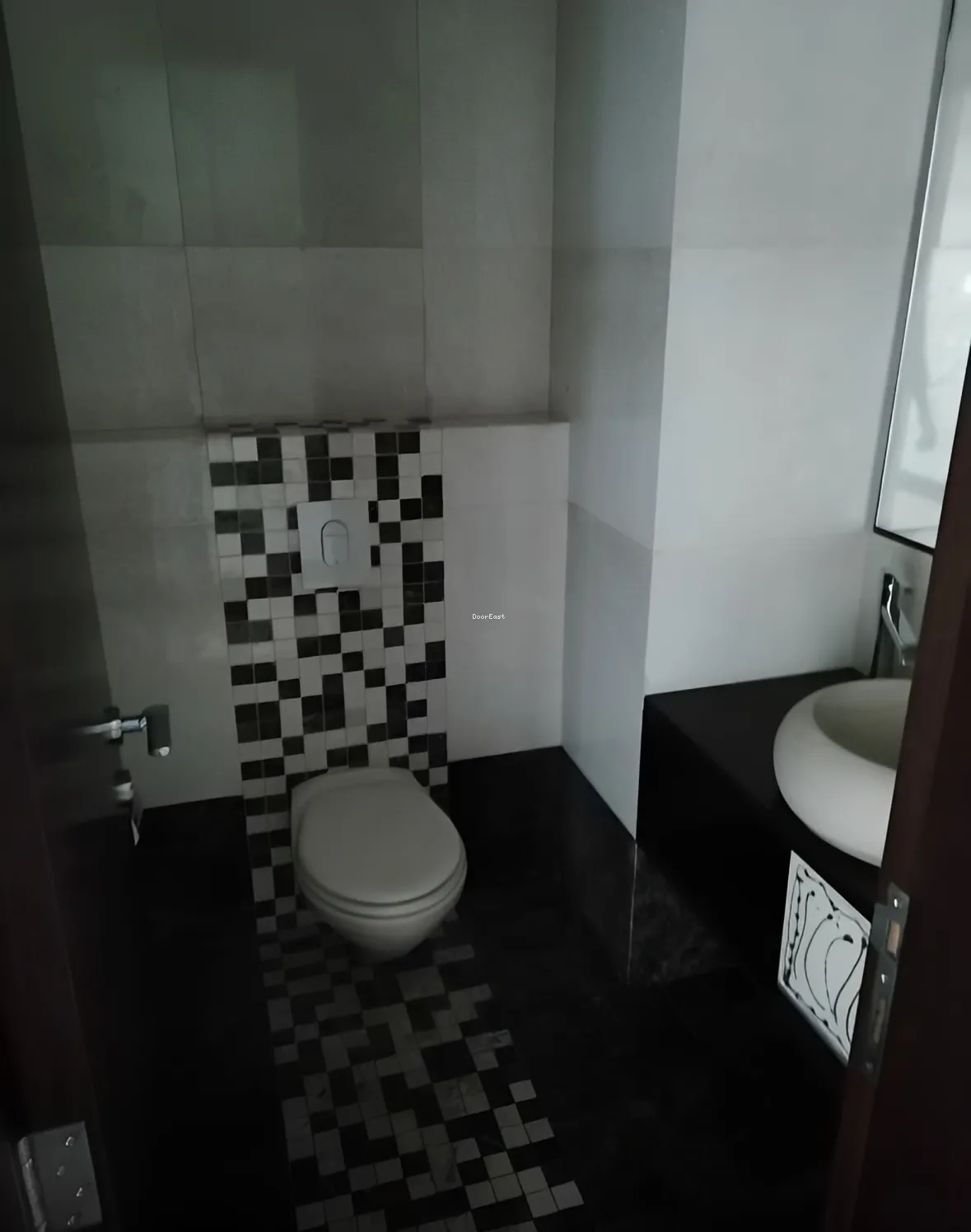 Office for rent in Achrafieh