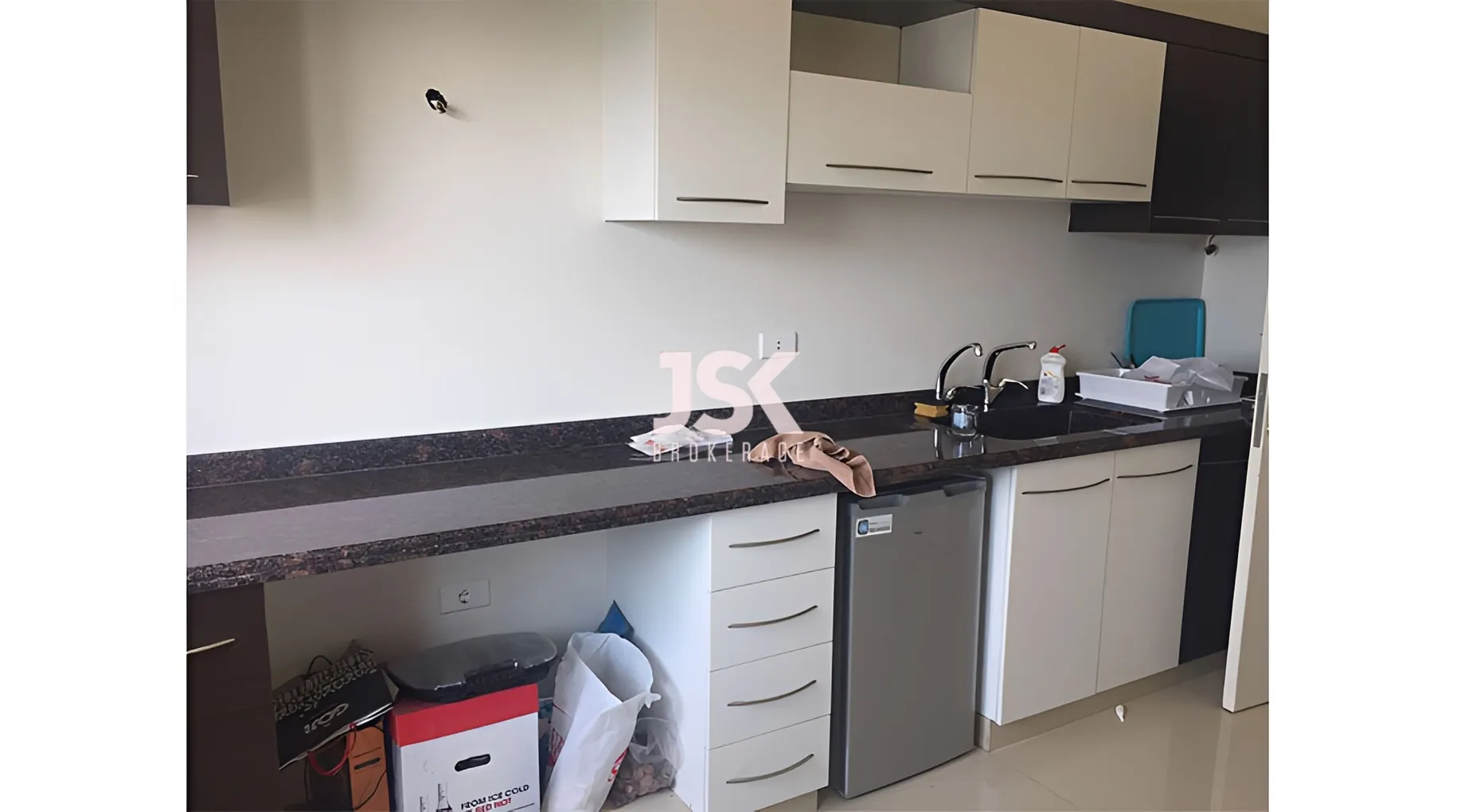 Apartment for Sale in Mazraat Yachoua
