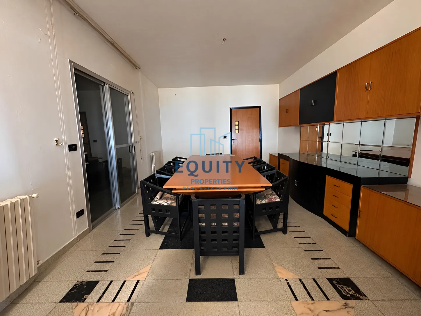 Apartment for sale in Ain Aar