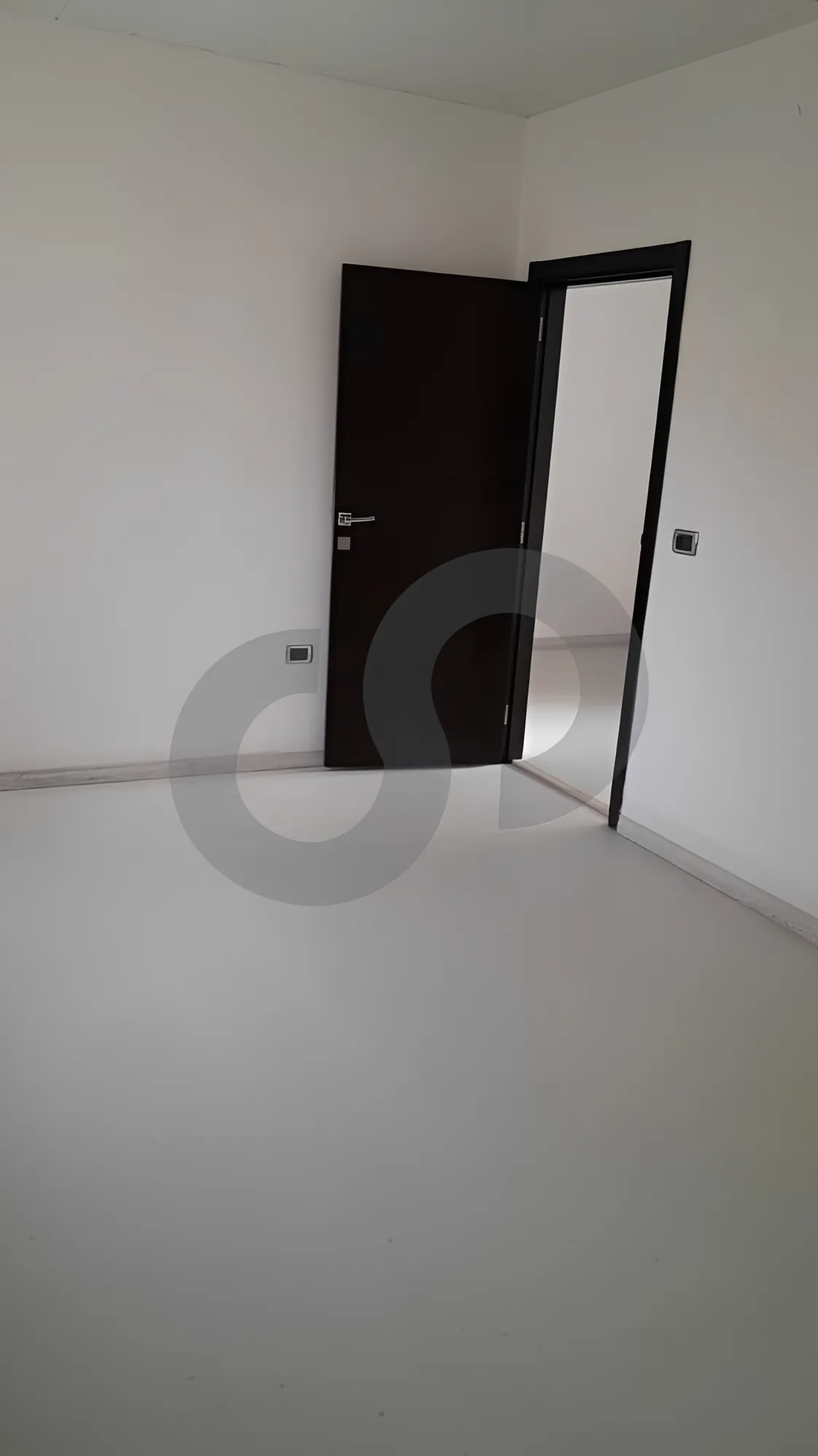 Office for Rent in Hamra