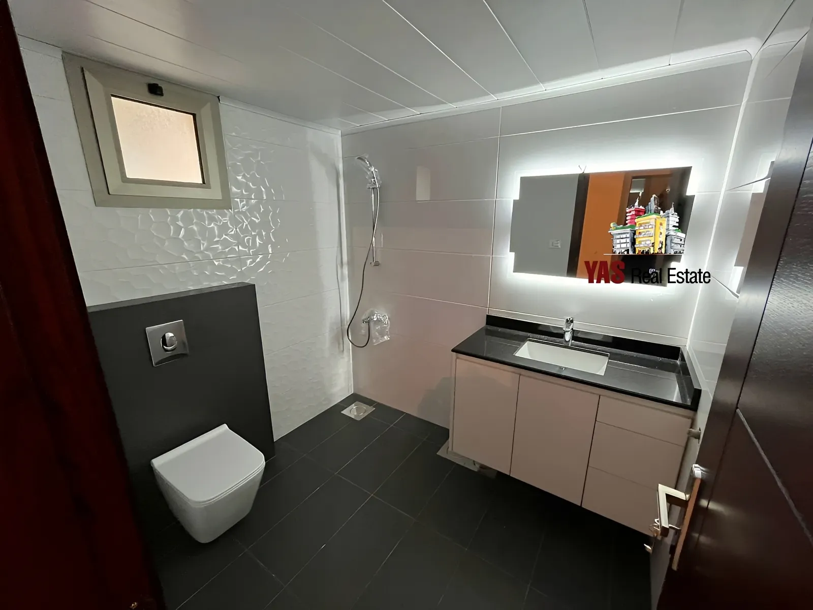 Apartment for Sale in Adma - 4 bed, 4 bath